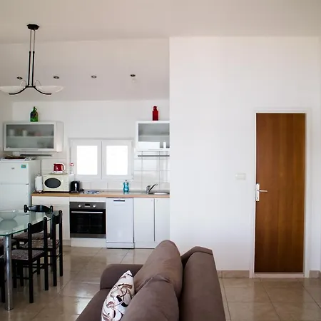 Klara Apartamento *