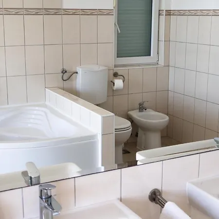 Klara * 룸바르다